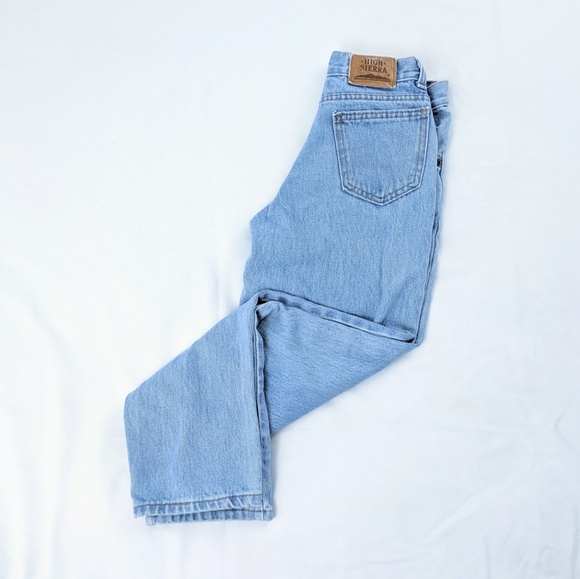 Vintage Denim - Vintage Crop Length Light Wash Mom Jeans
